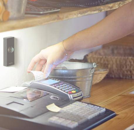 s'équiper d'un bouton anti agression DAITEM pour son magasin à bordeaux