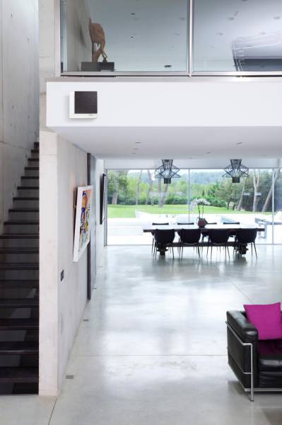 centrale-sirène sans fil autonome GSM